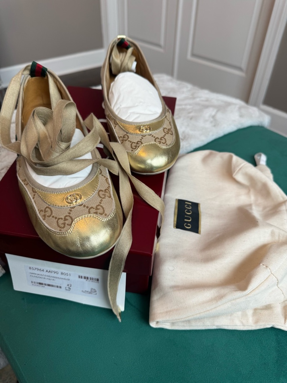 Gucci Gold Shift Ballerina Size 42